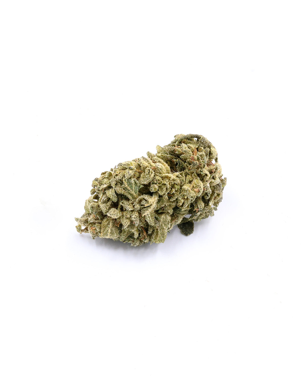 CBD Blüten mit dichtem Kristallbesatz auf weißem Hintergrund. Grünliche Blütenknospen des I Love Pot CBD Blüten Bundles.